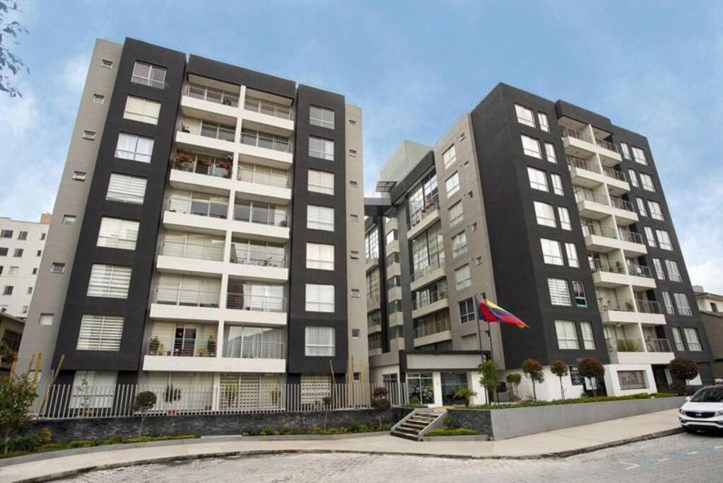 Coliving Ecuador Apartamentos Sector Swiss Hotel Quito Exterior photo