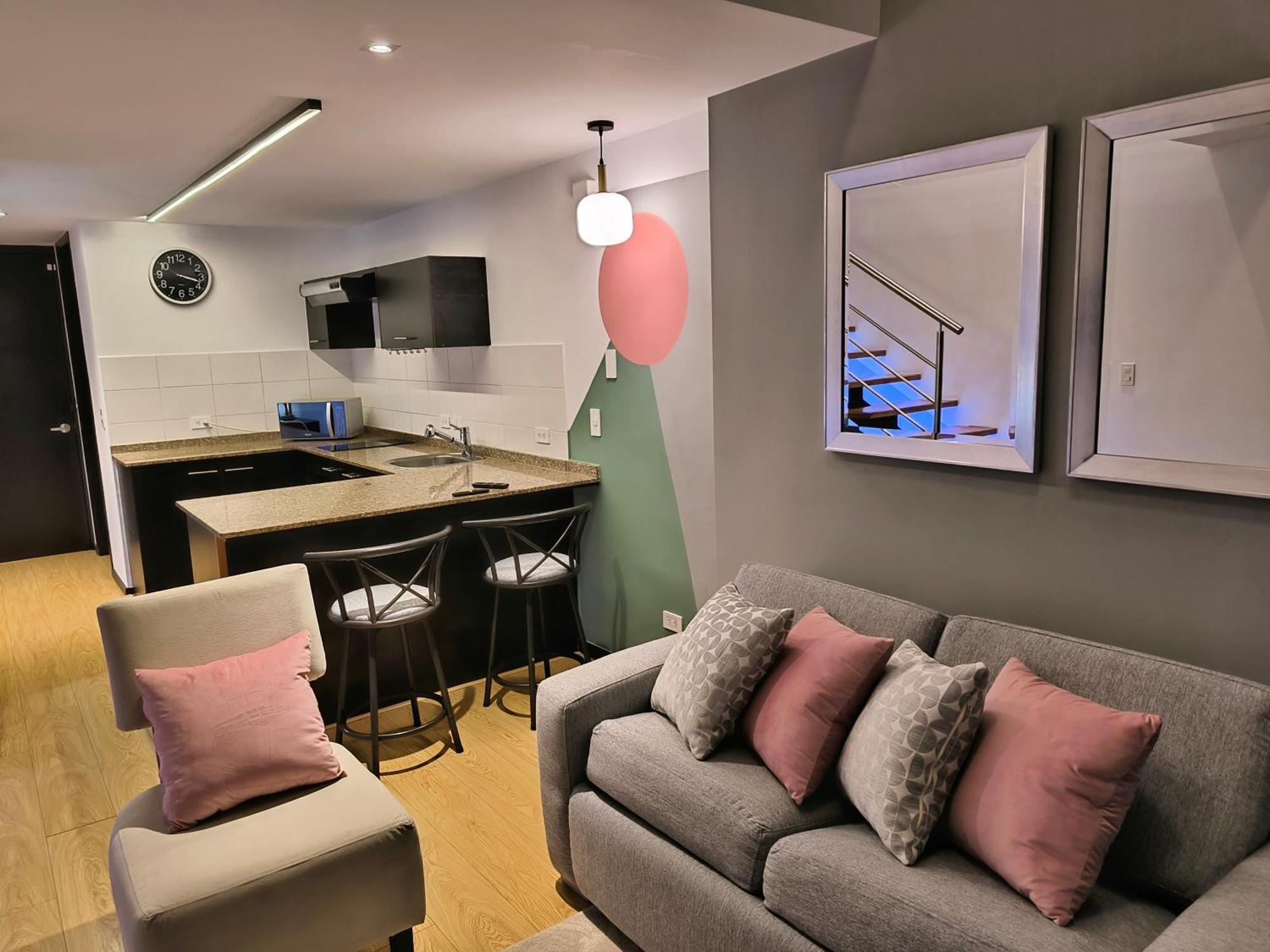 Coliving Ecuador Apartamentos Sector Swiss Hotel Quito Exterior photo